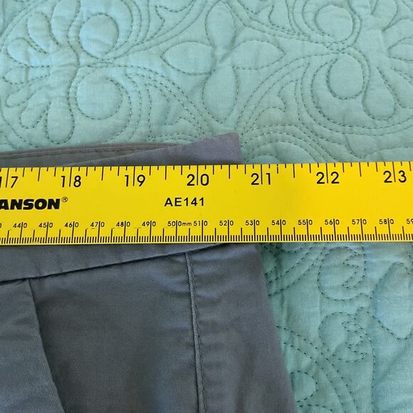 Old Navy Womens Every Day Short Mid Rise Lot of 2 Black and Grey Size 18 - Picture 12 of 16